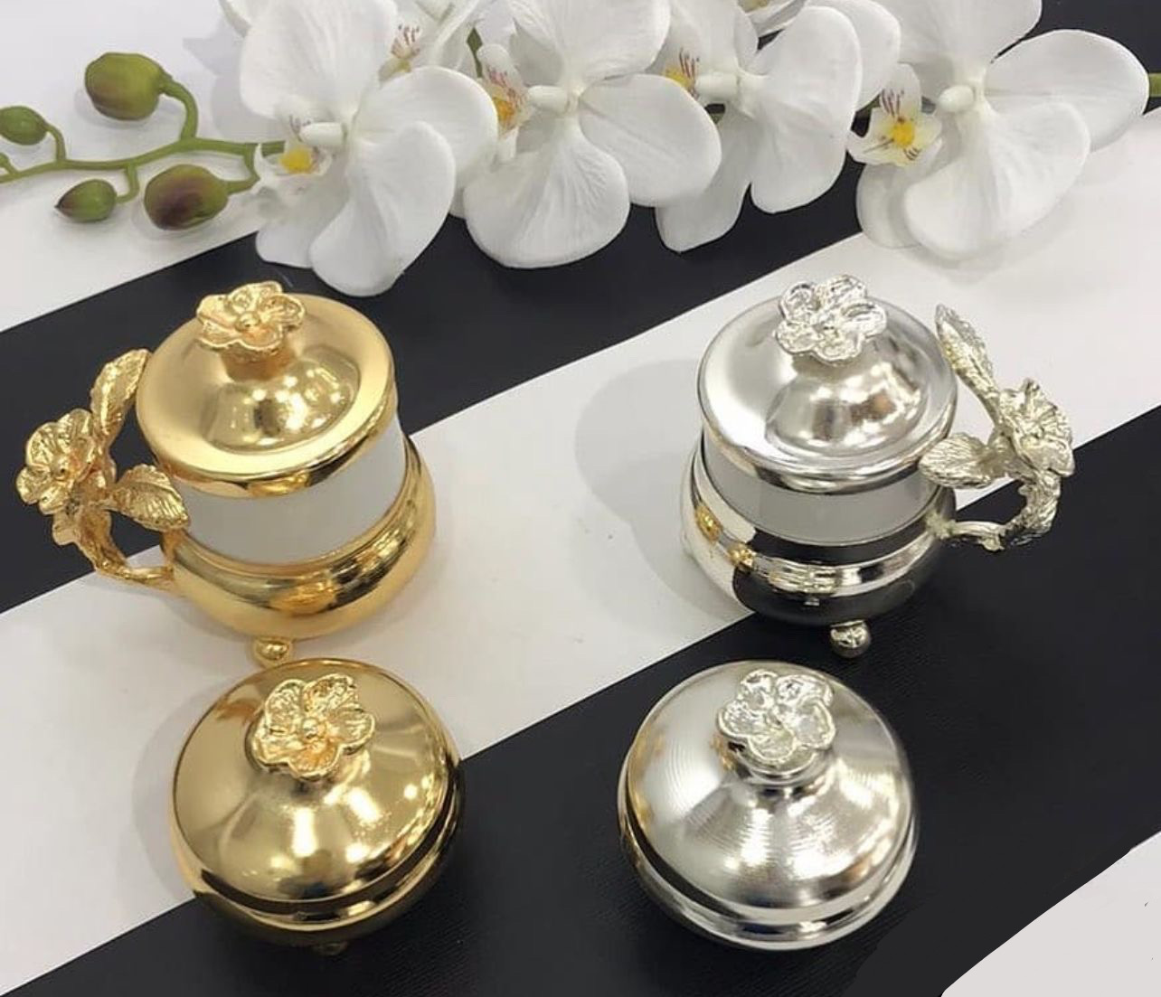 88AE2CF4-3E03-4AA8-A7B5-ACF5764A92CE